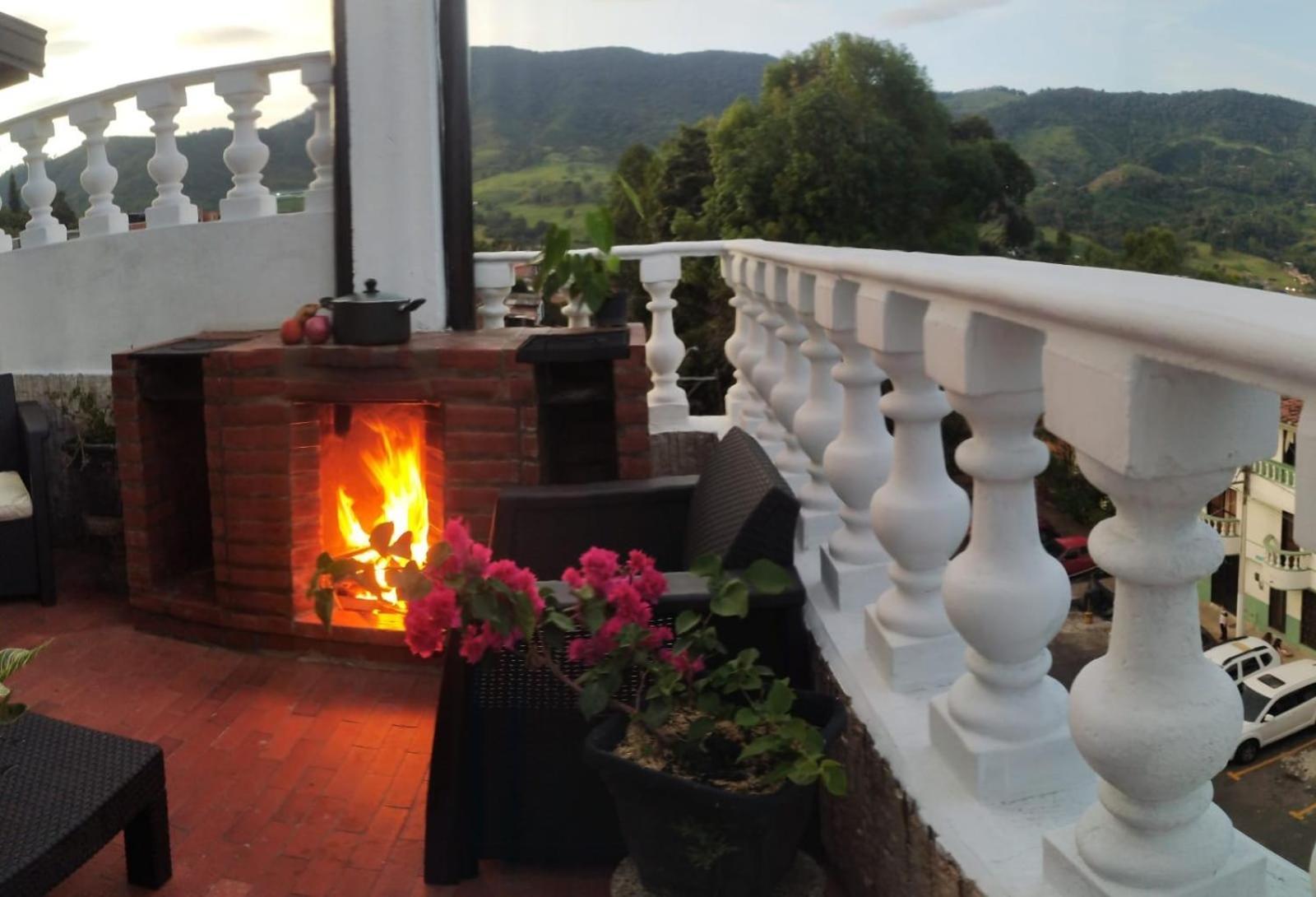 El Balcon De Montanas